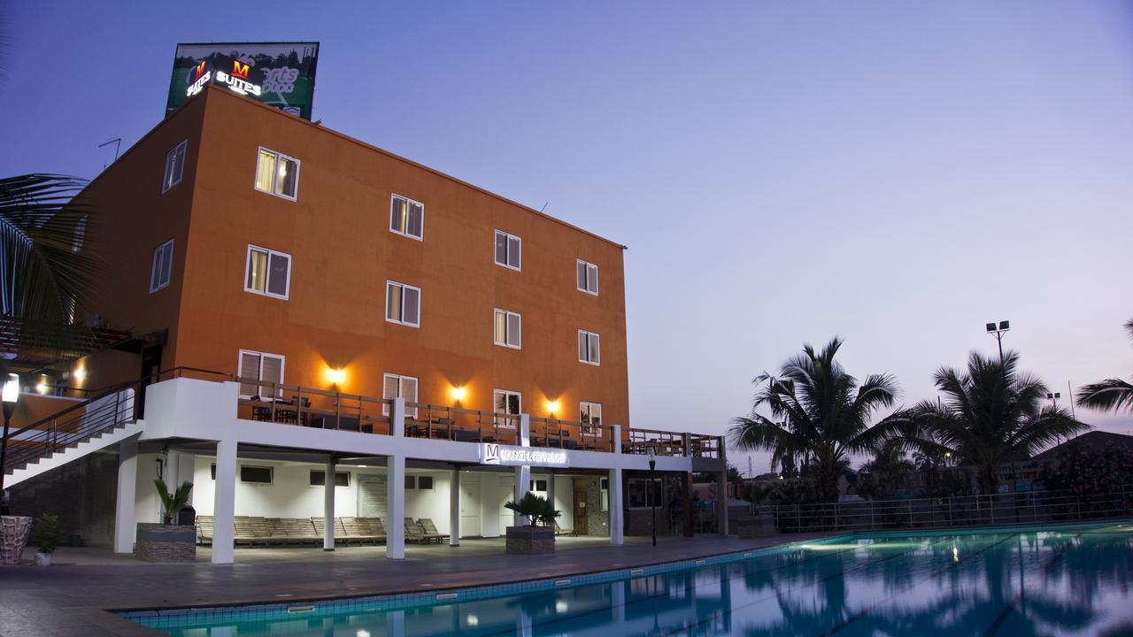 M Suites Hotel Accra Exterior photo