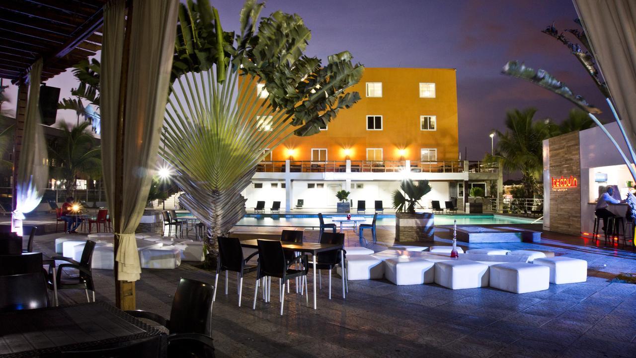 M Suites Hotel Accra Exterior photo