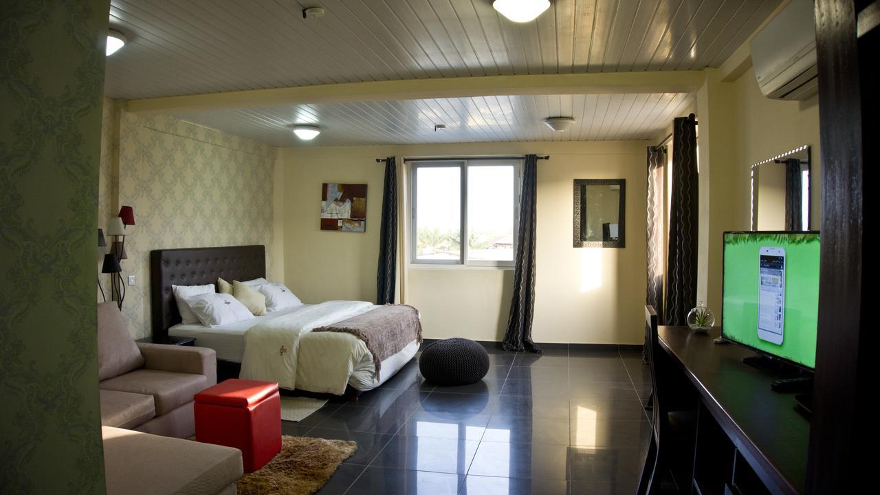 M Suites Hotel Accra Room photo