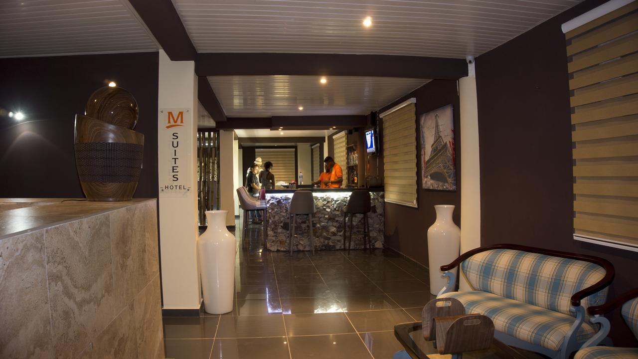 M Suites Hotel Accra Exterior photo