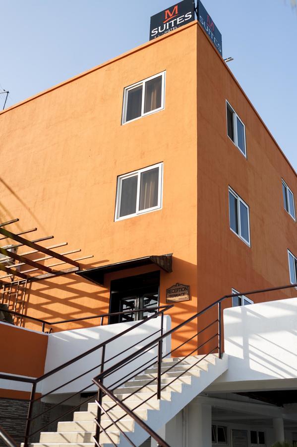 M Suites Hotel Accra Exterior photo