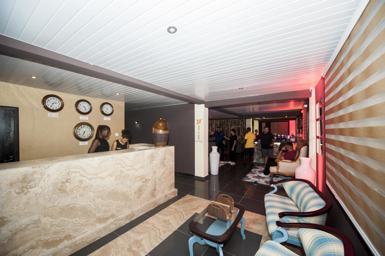 M Suites Hotel Accra Exterior photo